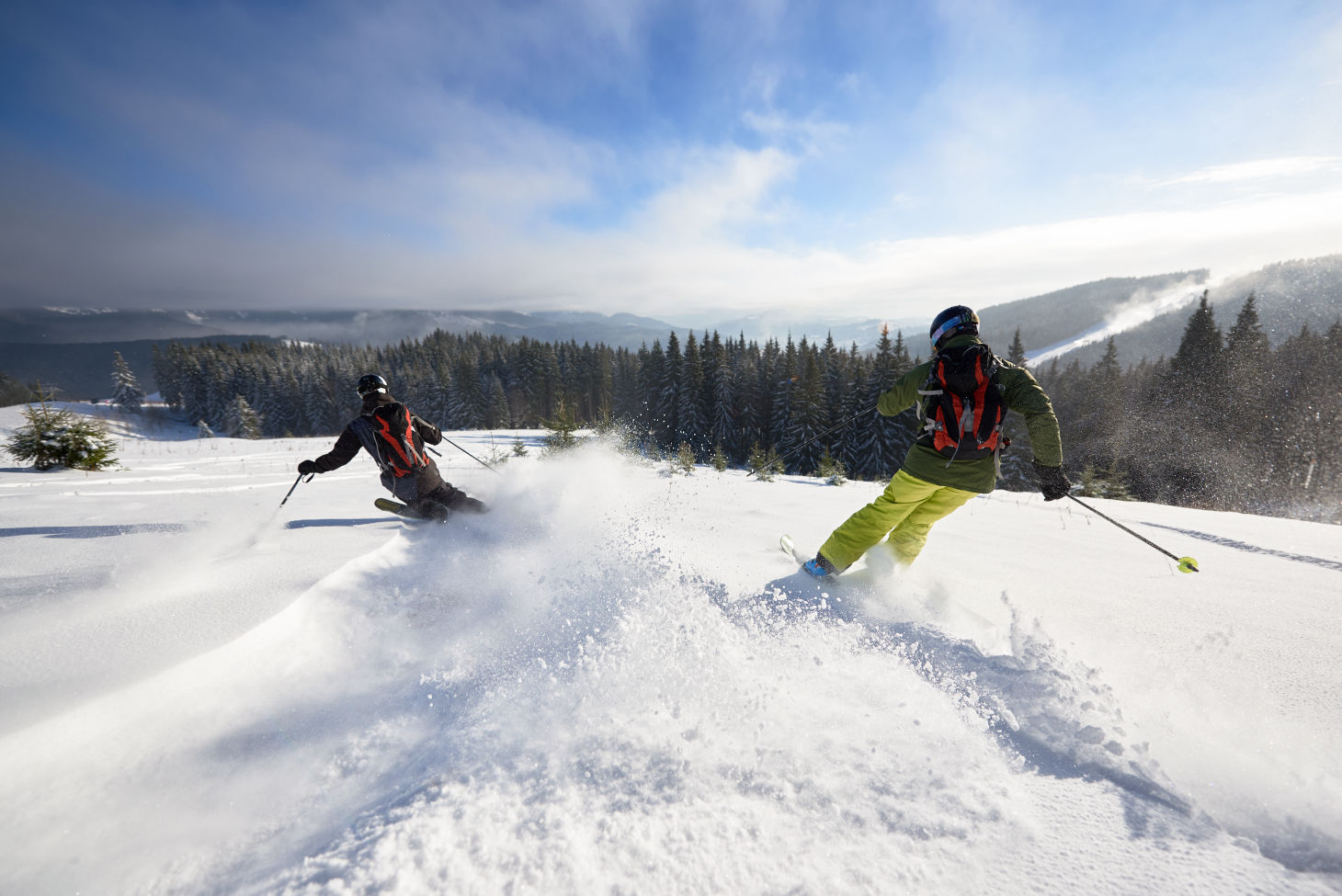 Piste de ski avec vue panoramique